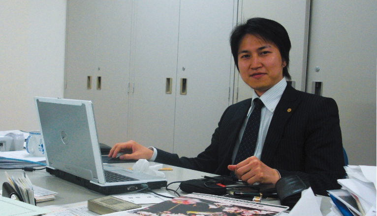 岩谷良平の行政書士時代